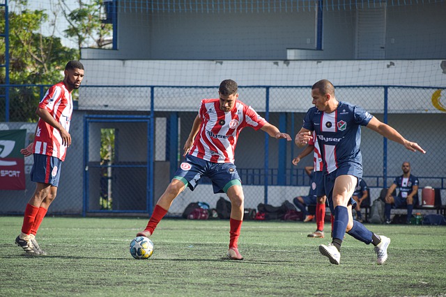 而是他逐步 而是他逐步